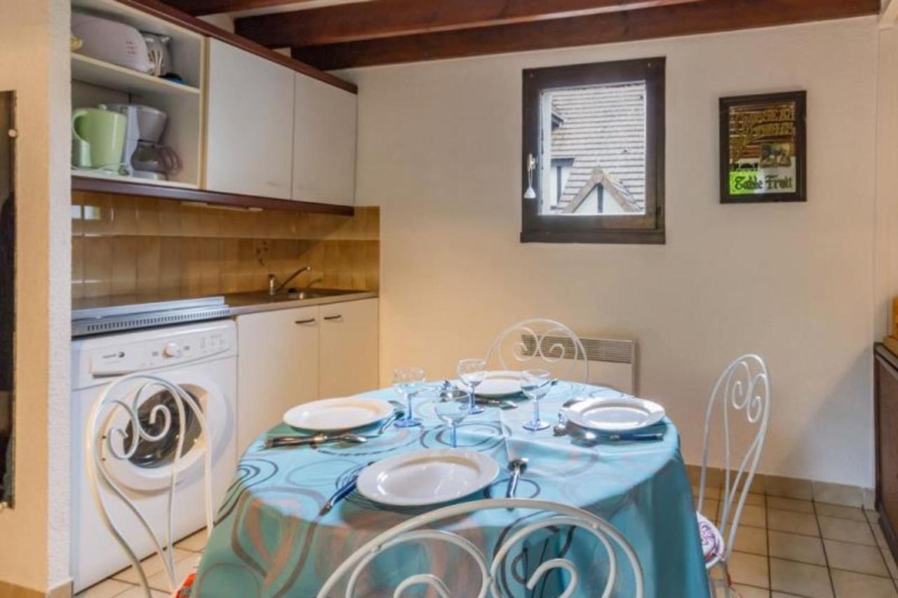 Nice House In A Residence With Swimming Pool カブール エクステリア 写真
